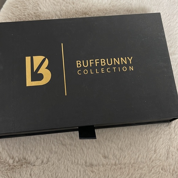 NWT Buffbunny Game Changer Wallet - Picture 7 of 10